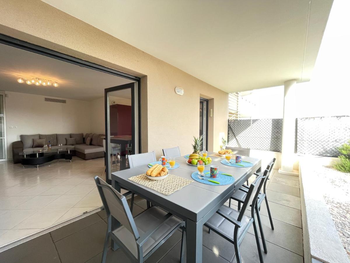 Tres Bel Appartement -Residence Avec Piscine Sur Le Toit Et Vue Panoramique แซ็งต์-ราฟาเอล ภายนอก รูปภาพ